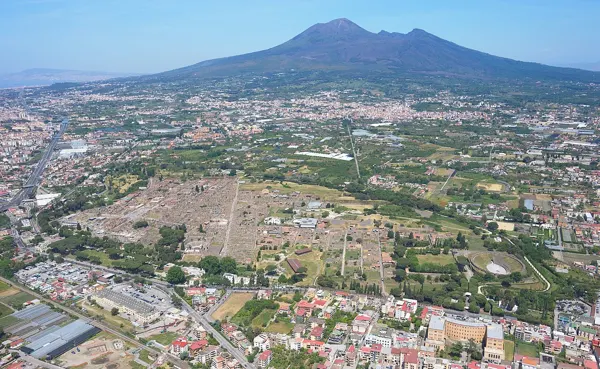 Pompeii kalıntıları ve Vezüv